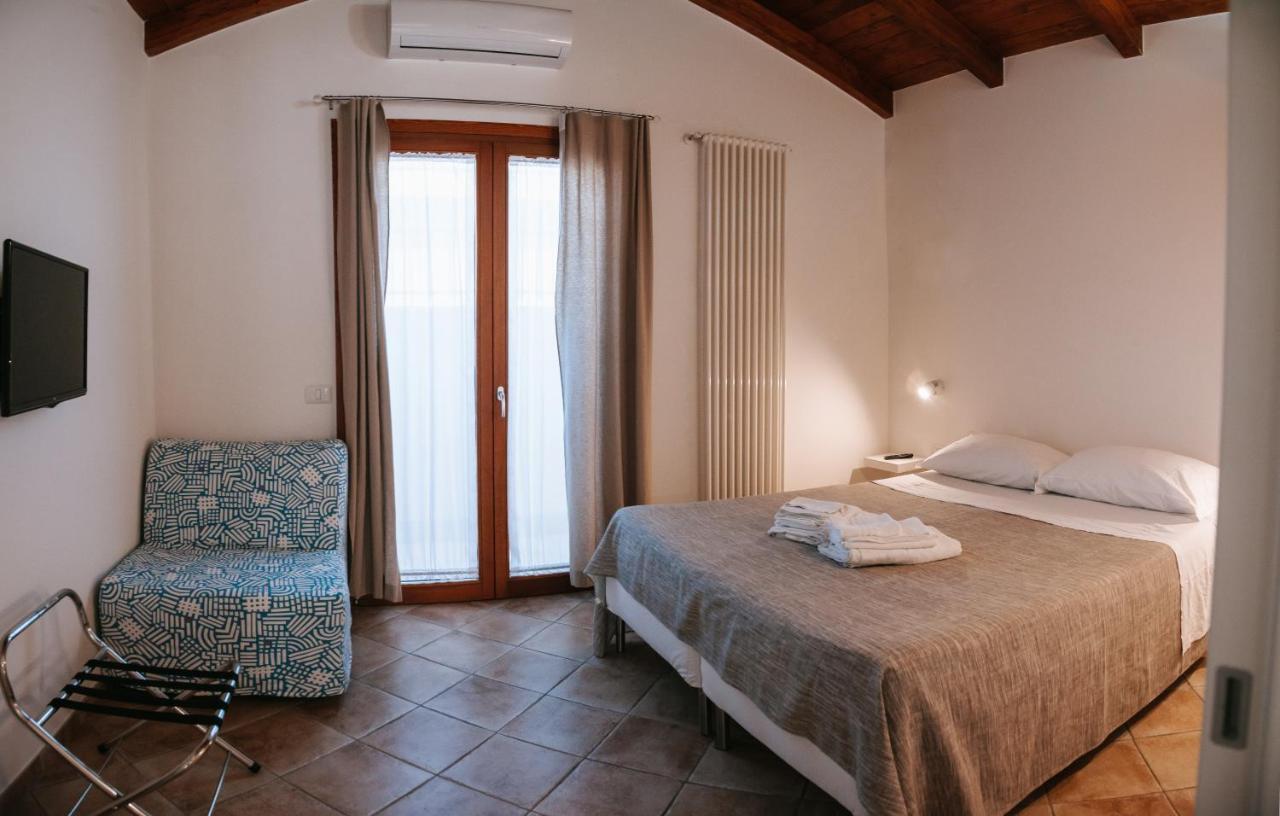 Magnolia Rooms Civitavecchia Εξωτερικό φωτογραφία