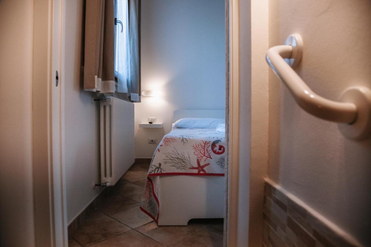 Magnolia Rooms Civitavecchia Εξωτερικό φωτογραφία